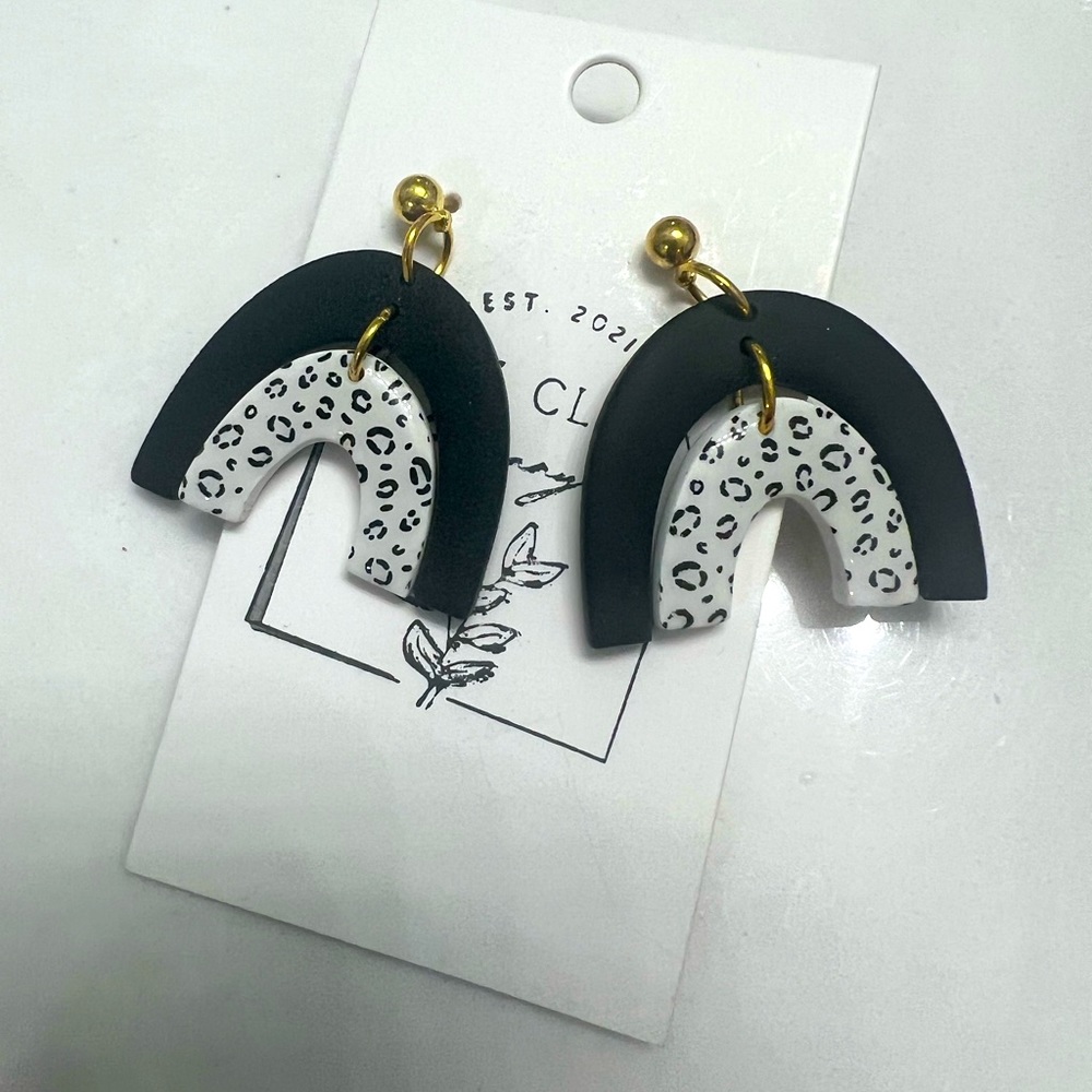 Black and white earrings
